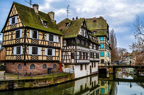 İzmir'den Direkt Sefer ile Sömestre Tatiline Özel Alsace Colmar ve Tren ile Alp Dağları Turu