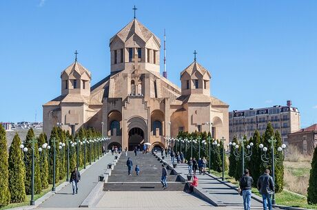 İzmir Çıkışlı Uçaklı Gürcistan Ermenistan Turu 6 Gece